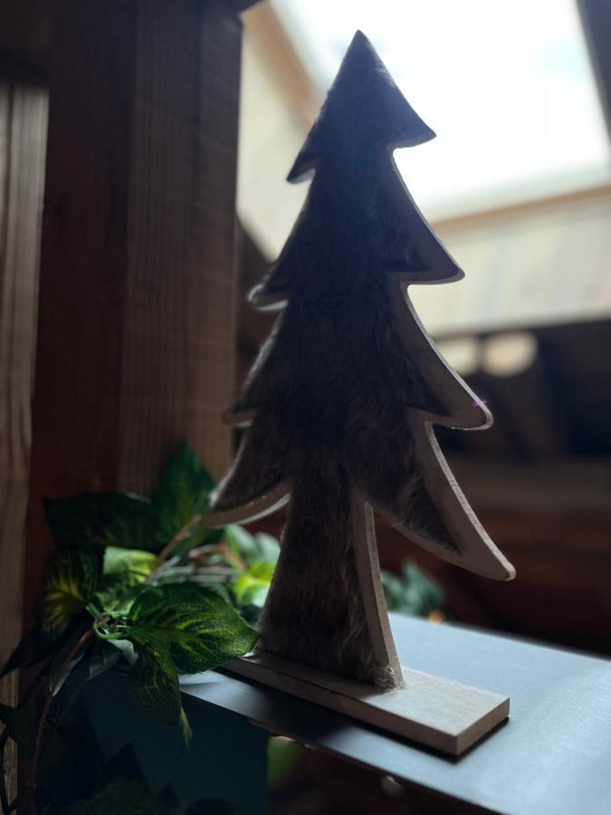 Stone Lake Luxury Lodge 热拉梅 外观 照片