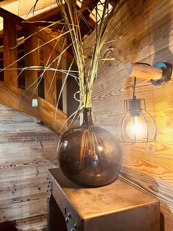 Stone Lake Luxury Lodge 热拉梅 外观 照片