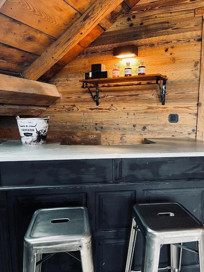 Stone Lake Luxury Lodge 热拉梅 外观 照片