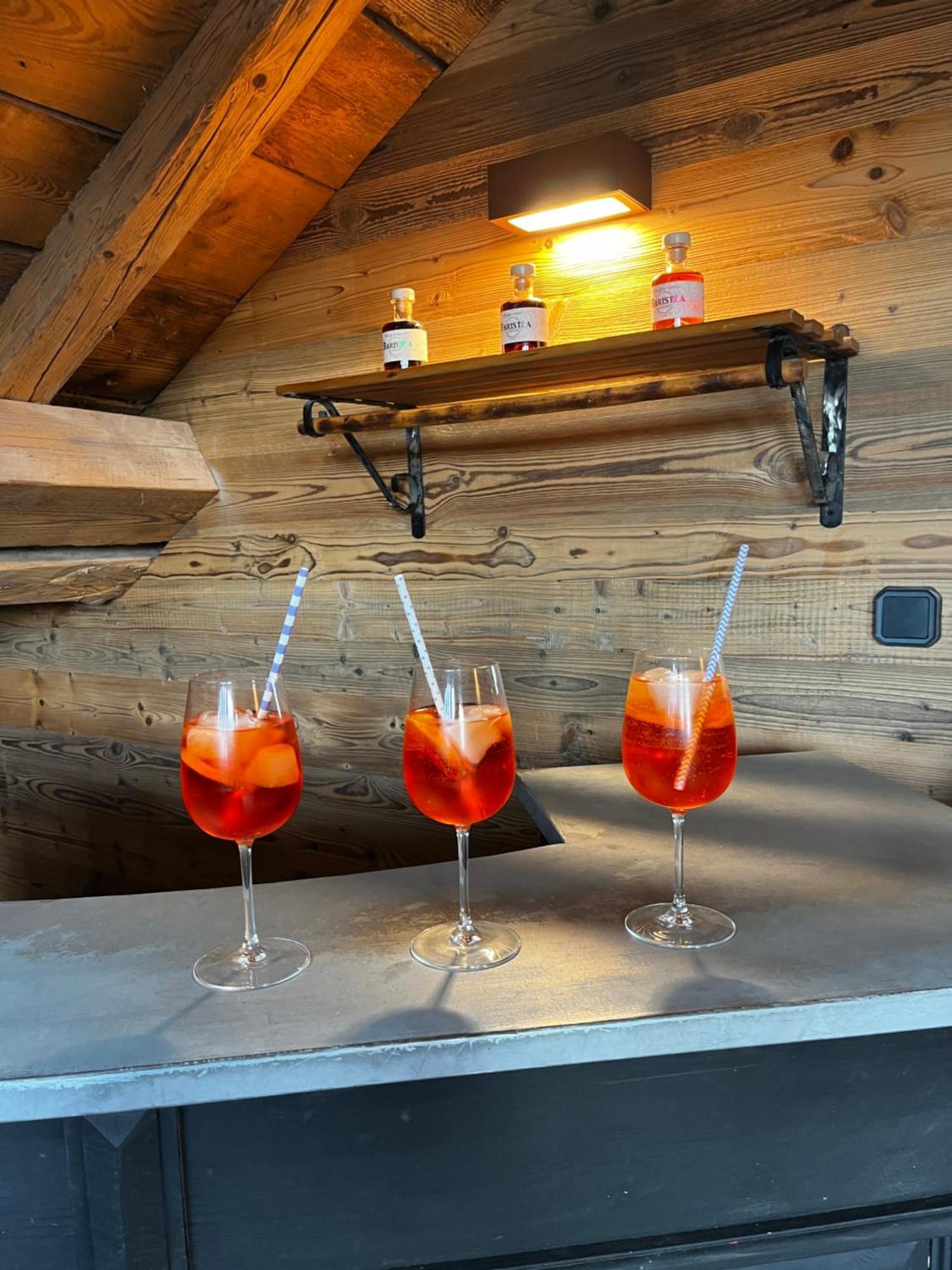 Stone Lake Luxury Lodge 热拉梅 外观 照片